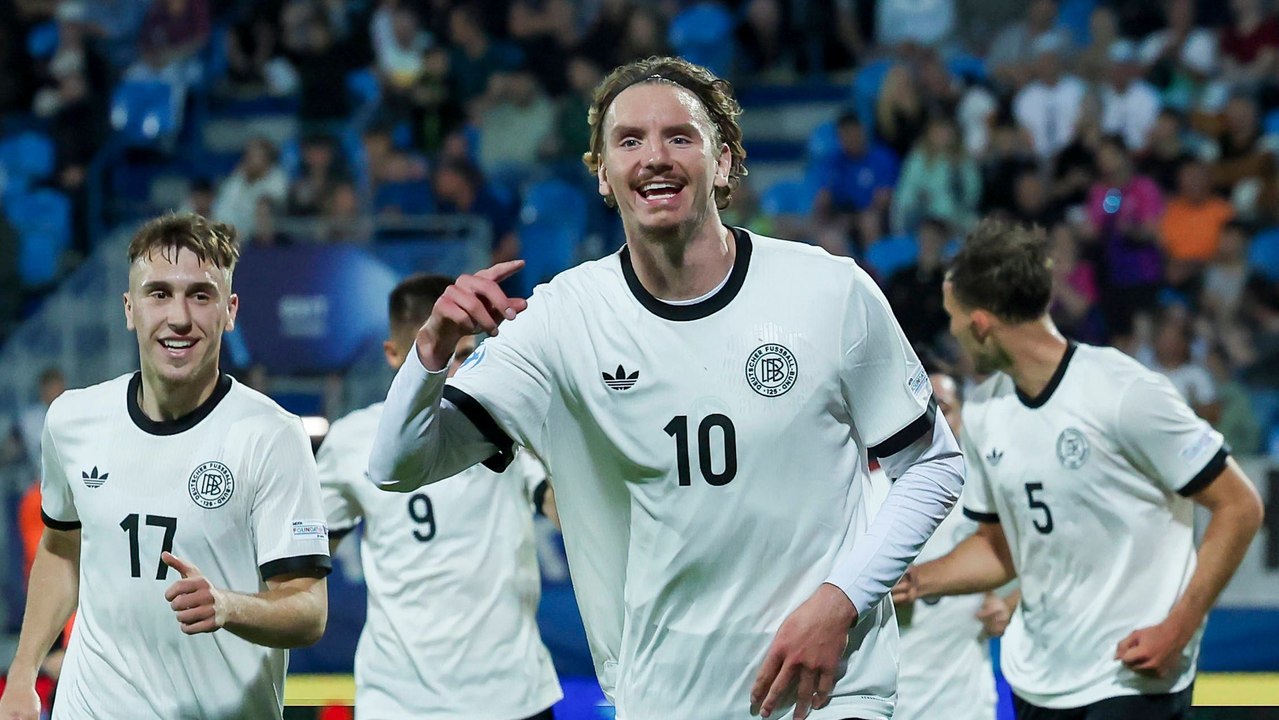 Mitspieler feiern Woltemade: 'Den unterschreibe ich mit Liebe'