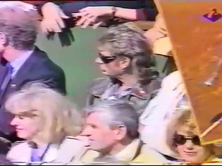 Johnny Hallyday – Dans les tribunes de Roland-Garros – 9 juin 1991 sur Antenne 2