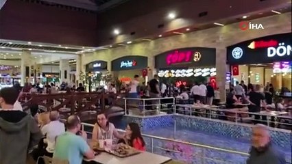 Restoranda Çay Tartışması Kavgaya Dönüştü: “Adamına Göre Hizmet” Tepkisi Olay Oldu