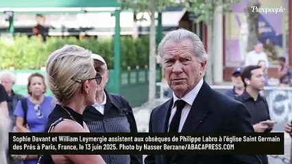 Sophie Davant, soutien précieux pour son compagnon William Leymergie au moment d'honorer Philippe Labro, son grand ami