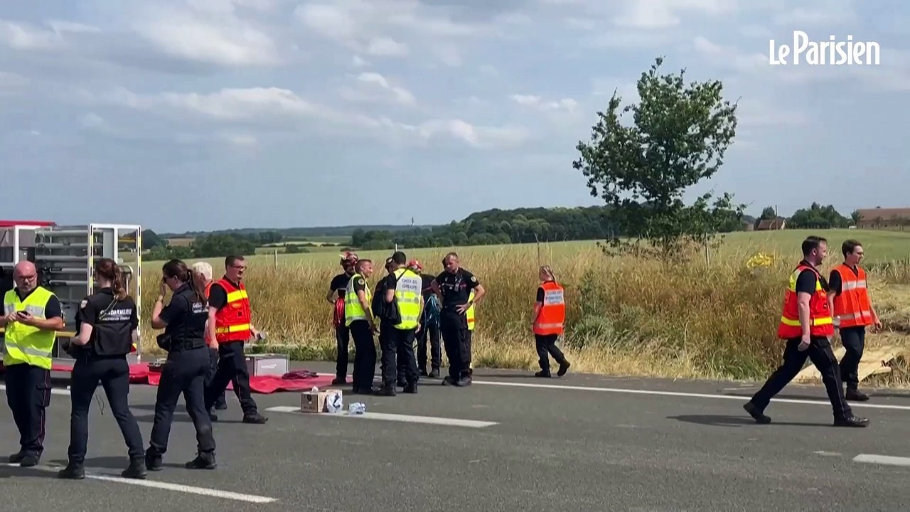 Quatre morts après un accident de car transportant des adolescents ukrainiens dans la Sarthe