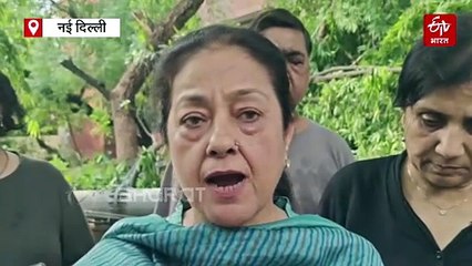 दिल्ली के सफदरजंग एन्क्लेव में गिरा 100 फीट लंबा मोबाइल टावर, बड़ा हादसा टला