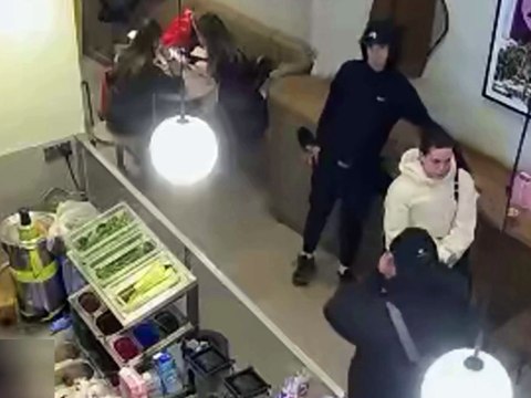 Atriz de 'Bridgerton' reage a furto e vídeo viraliza nas redes sociais; assista