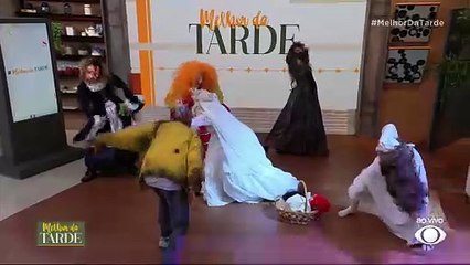 Sexta-feira 13: noiva cadáver invade Melhor da Tarde; assista