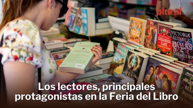 Los lectores, principales protagonistas de la Feria del Libro: de Almudena Grandes a Stefan Zweig