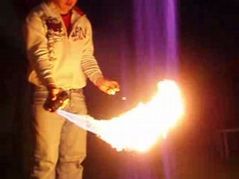 Lance Flamme