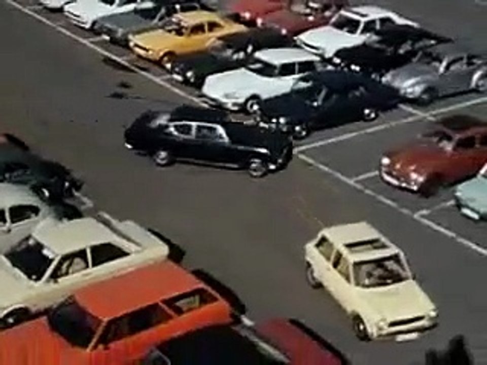 Die Unternehmungen des Herrn Hans  E15 - Die Demonstration