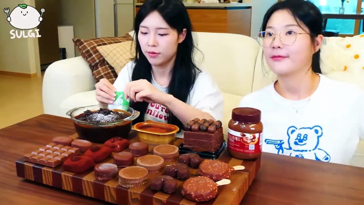 ASMR MUKBANG Chocolate Desserts! Ice cream, Brownie, Fondue, Cake, Maltesers, Jam, Rice cake.