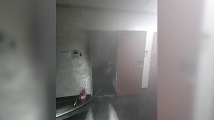 강원도 춘천 오피스텔 1층 화재...배터리 과열 추정 / YTN