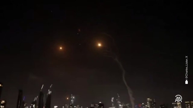 İran, İsrail'in saldırılarına karşılık balistik füze saldırıları başlattı