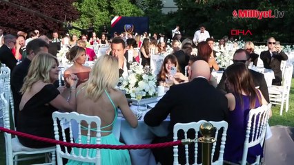 Tarabya İngiliz Okulları’nda mezuniyet coşkusu! 'Çok mutlu ve gururluyum'