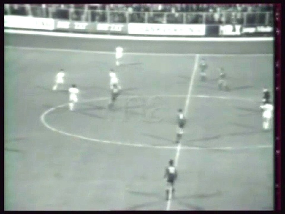 FC ZURICK - UJPEST FC - 1975 - SAISON 1975/1976 -