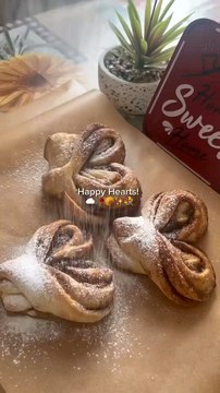 Yummiest Cinnamon Rolls #cooking #food #asmr #recipe #foryou