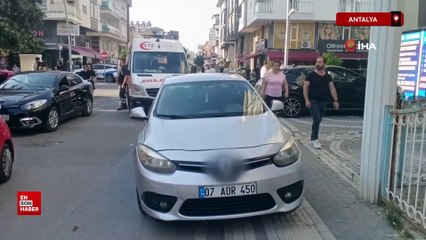 Antalya'da başını kaldırıma çarpan motosikletli kask sayesinde kurtuldu