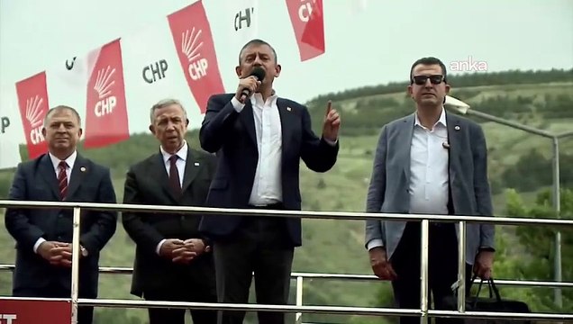 Özgür Özel, Erdoğan'a seslendi: 'Trump'a karşı bir dik duruş bekliyorum!'