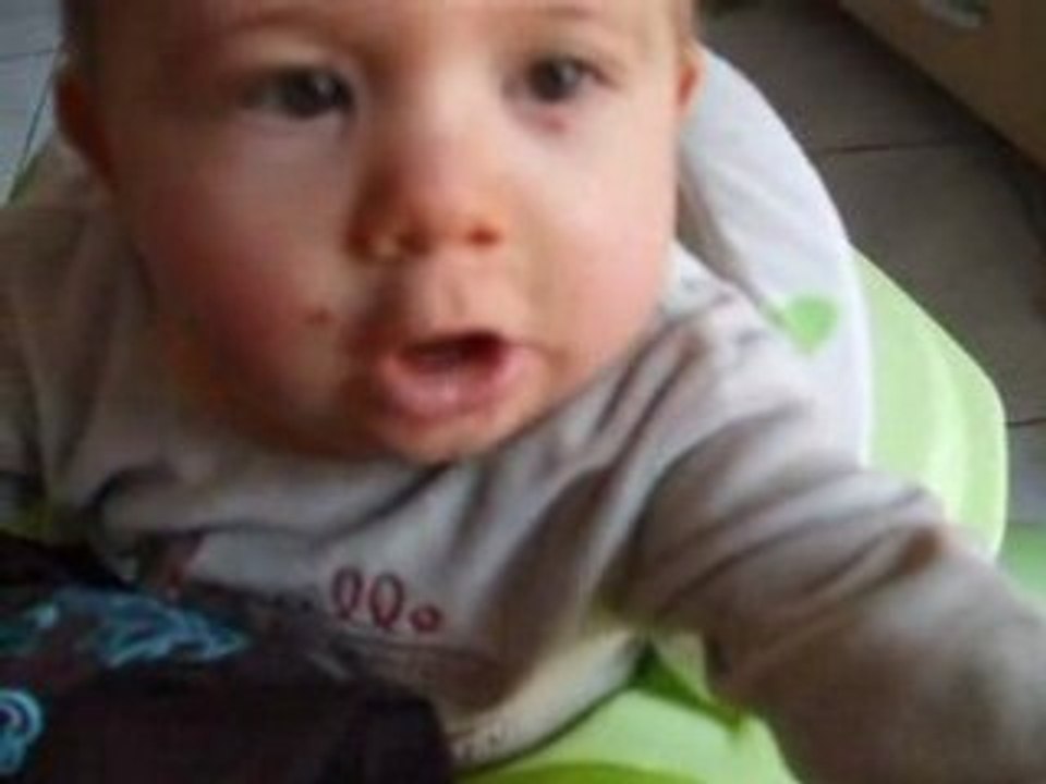 Mon fils ki joue a coucou!!!!!!!2