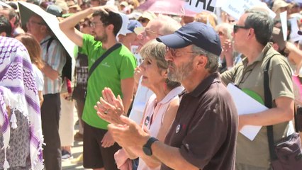Cientos de personas reclaman paz para Palestina en una concentración en Madrid