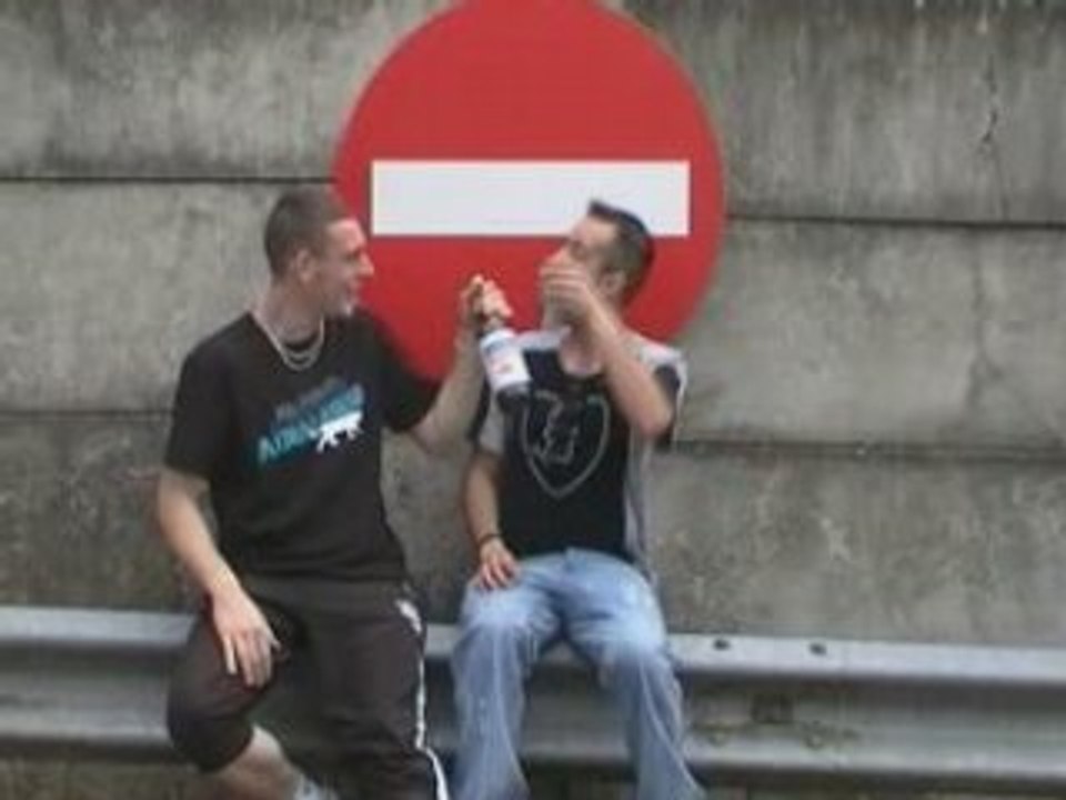 parodie de Koxie: Gare aux Glaçons + Making of