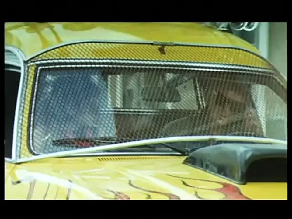 Johnny Hallyday – Bande-annonce du film La Gamine (Avril 1992)