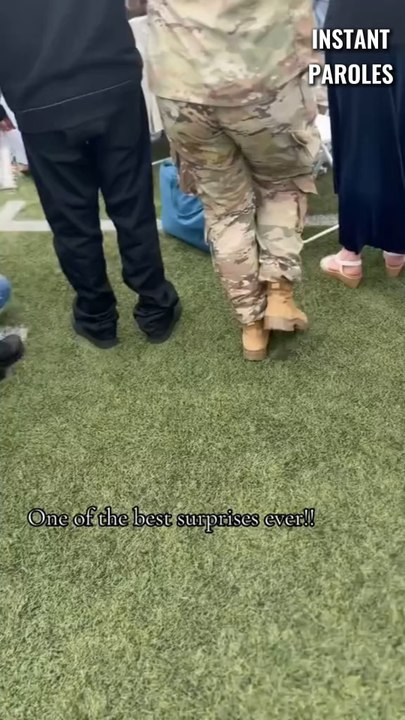 Ce grand frère militaire surprend sa petite sœur lors de sa remise des diplômes