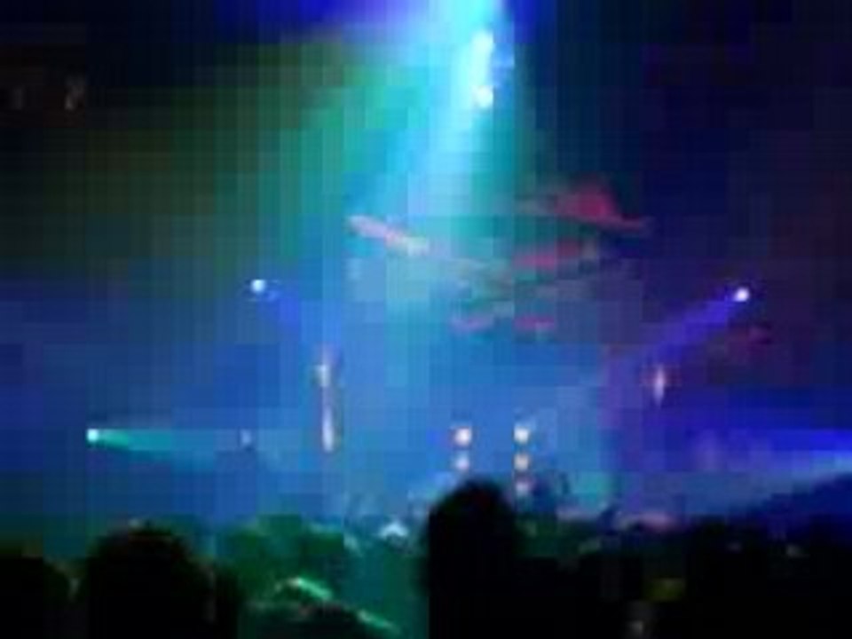 Bassleader 2008 Angerfist live salle hardcore