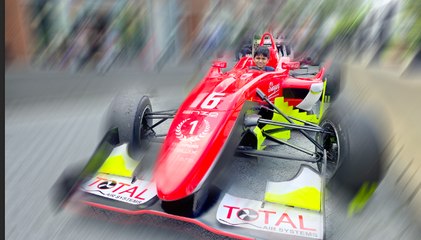 Portsmouth's First Racing Simulation Lounge Opens 🚗