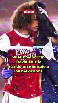 David Luiz por fin habló de la lesión de Raúl Jiménez con los Wolves y lanzó mensaje a los mexicanos.