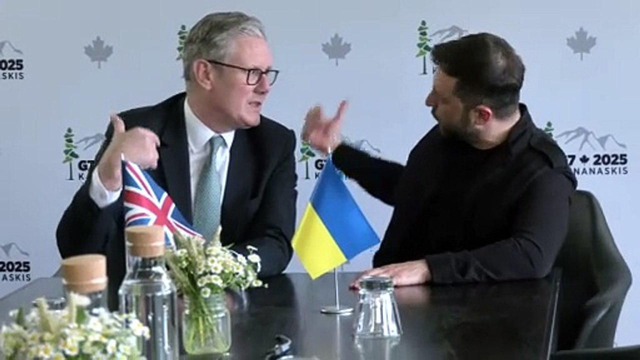 Keir Starmer meets with Volodymyr Zelenskyy at G7 summit
