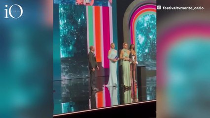 Charlene di Monaco fa la diva: l'abito celeste al Festival della TV di Monte-Carlo