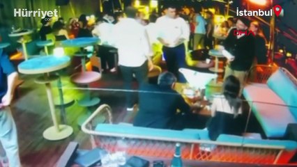 İstanbul'daki otelde eğlence kötü bitti! Yan masaya sıçradı, olanlar oldu