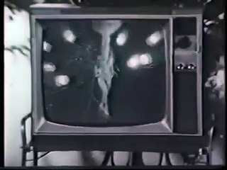 3 Plumas - El despiplume - Vieja publicidad con Nélida Lobato