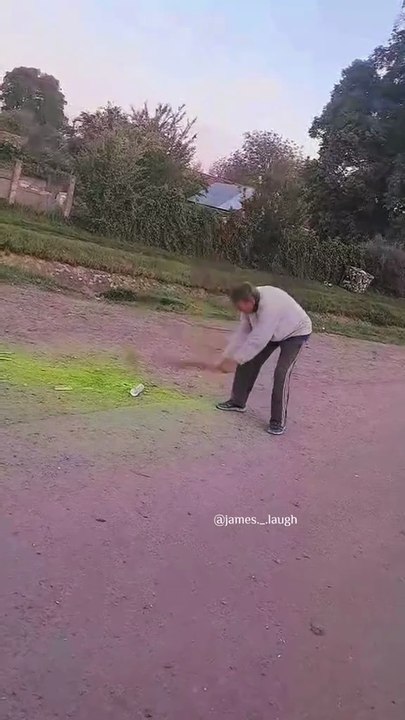 The end 😂#fun #funnyvideo #funnymoments #fail #prank #fails #foryoupage #jameslaugh #haha #failarmy #laugh #😂 #😂😂 #😂😂😂 #