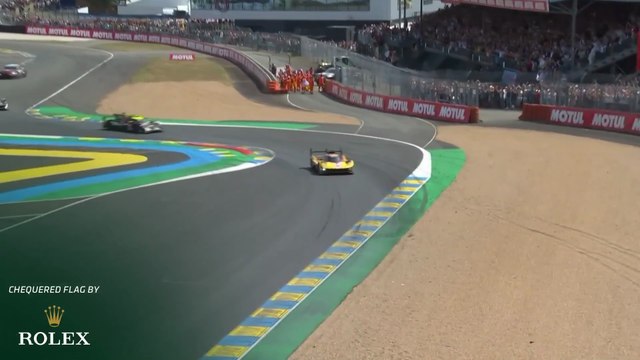 La Ferrari des pilotes Robert Kubica, Yifei Ye et Phil Hanson a remporté les 24 Heures du Mans 2025 devant Porsche.