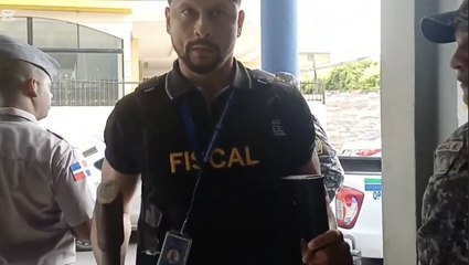 Imponen tres meses de prisión preventiva a exdirector distrital de Joba Arriba tras hallazgo de armas en su residencia
