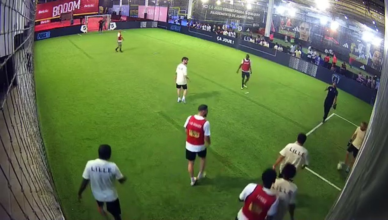 Villeneuve - Lille 15/06 à 12:00 - Football Terrain Paris FC (LeFive Créteil)