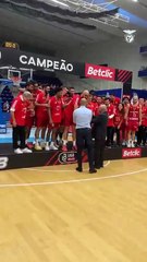 Benfica faz a festa de campeão no Dragão Arena