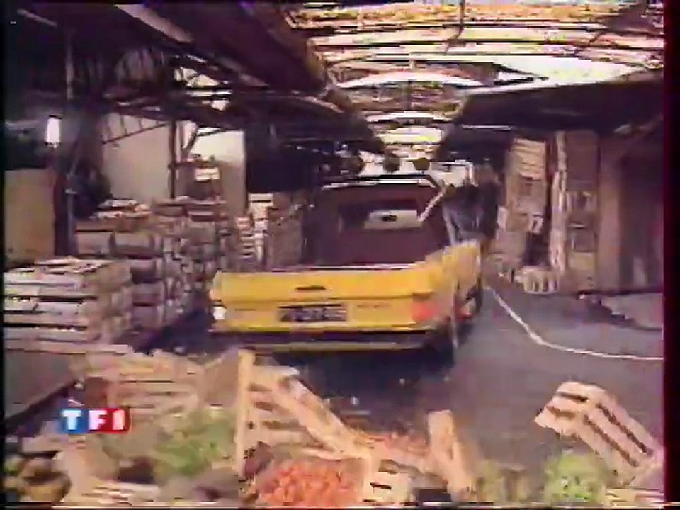 Johnny Hallyday – "La Gamine" au JT de 20h (TF1 – 17 avril 1992)