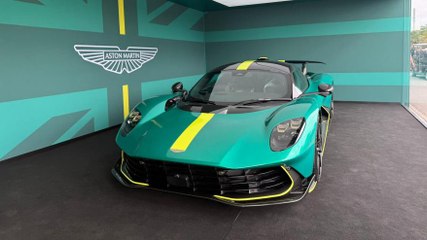 Aston Martin Valhalla, la hypercar vista da vicino