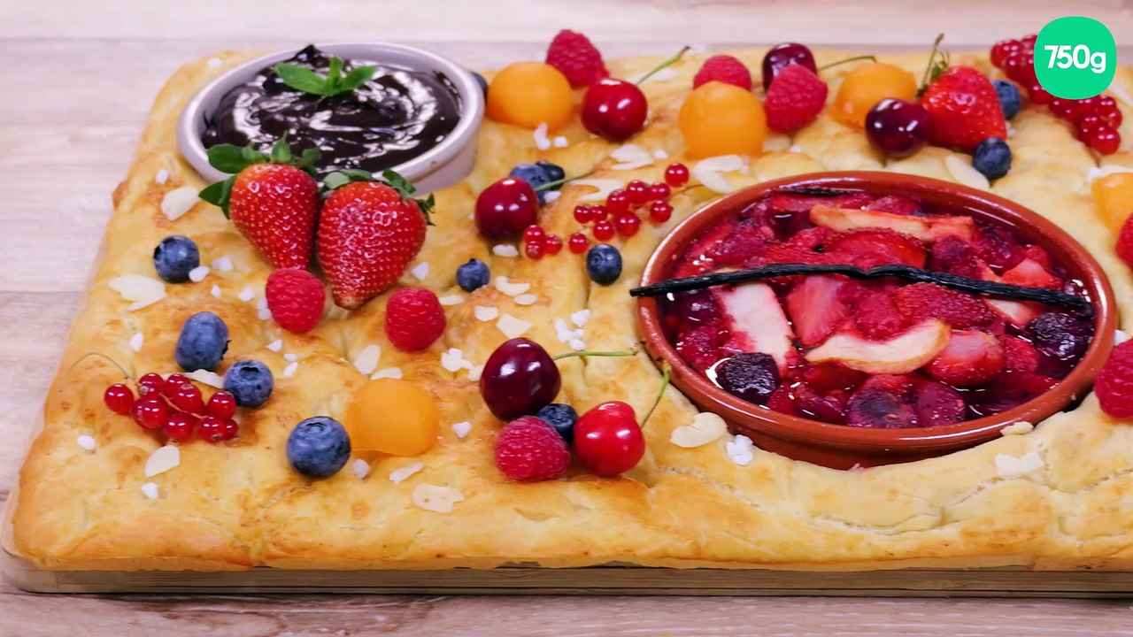 Focaccia sucrée façon planche desserts