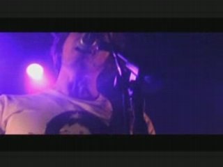 Red lips au bikini---> I dont know why.