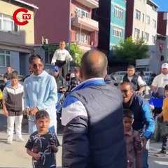 Kuştepe’de bir vatandaş, mahallede klip çeken rapçilere tepki gösterdi.