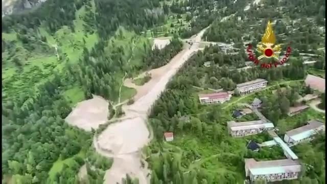 Borca di Cadore, il video della ricognizione in elicottero della frana
