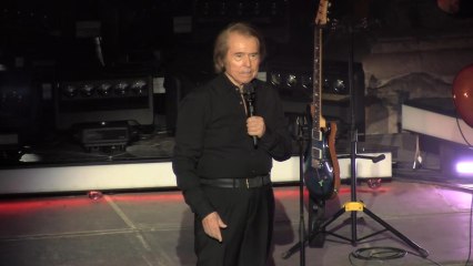 Raphael vuelve a los escenarios por todo lo alto en Mérida