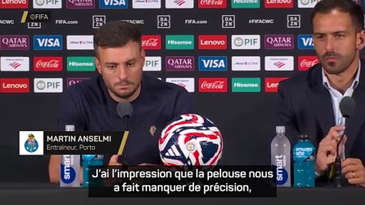 Anselmi blâme la qualité de la pelouse après le nul face à Palmeiras