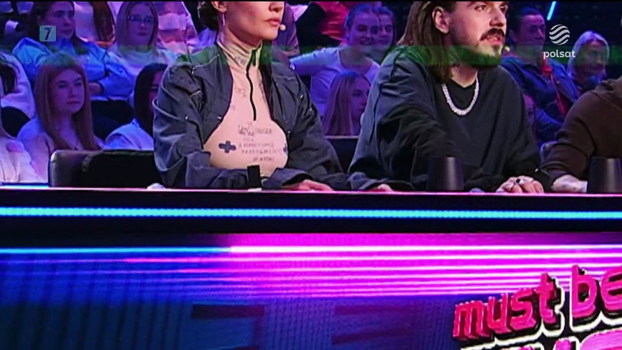 MustBeTheMusic - czołówka i tyłówka