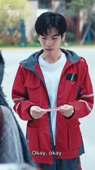 Unexpected Turn: Woman Disguised as a Beggar Asks for $100 – What Happened Next Will Surprise You! ✨