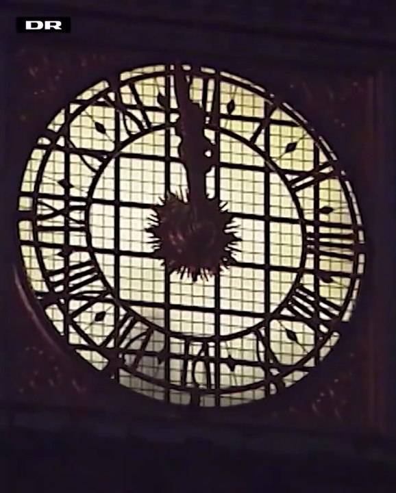 Rådhusklokkerne bimlet til nytår i præcis 100 år | Årsskiftet fra 1924-1925 til 2024-2025 | DR