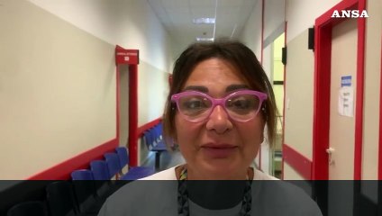Uccide la moglie ricoverata in ospedale e si ammazza