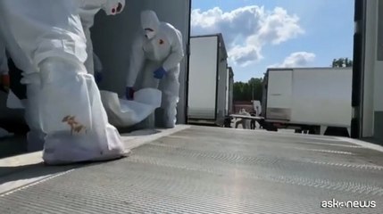 La Russia: riconsegnati all'Ucraina 1.248 corpi di soldati caduti