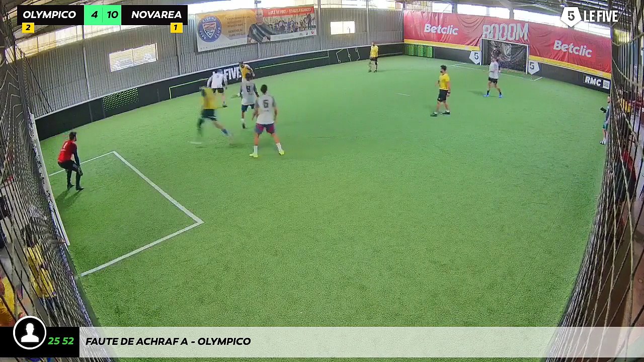 Faute de Achraf A - Olympico